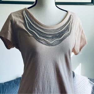 NWOT AnnTaylor 
Embellished Statement Tee, Short Sleeve in Peach Blush, Size M
